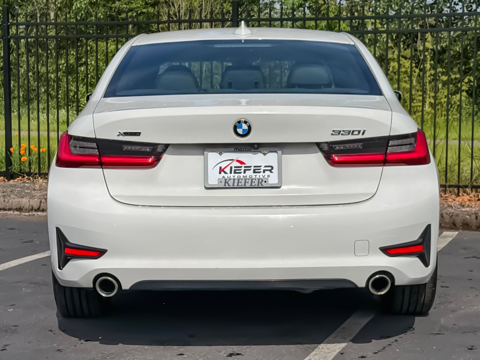 Used 2021 BMW 330i xDrive Sedan AWD/4WD image 4