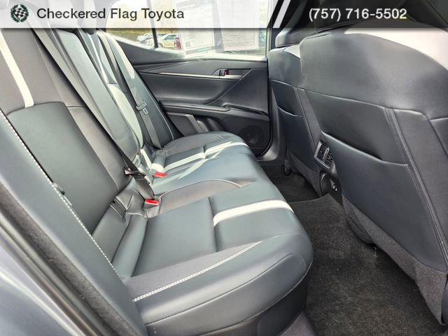 Used 2025 Toyota Camry SE w/ Convenience Package image 51
