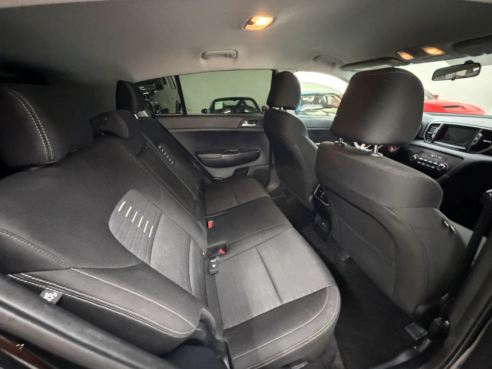 Used 2018 Kia Sportage LX FWD image 19