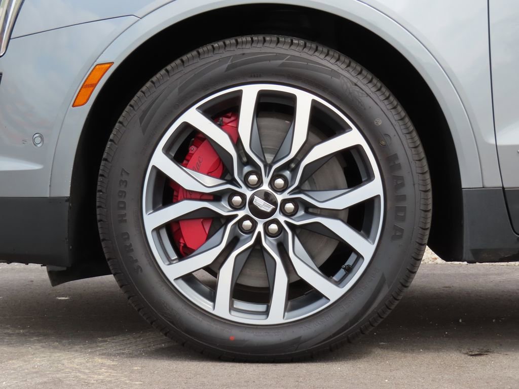 Certified 2024 Cadillac XT5 Sportv w/ Technology Package image 15