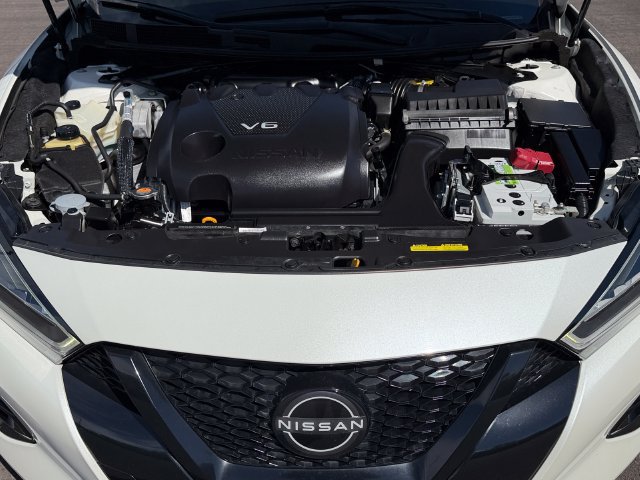 Certified 2023 Nissan Maxima SR w/ Sport Mat Group FWD image 28