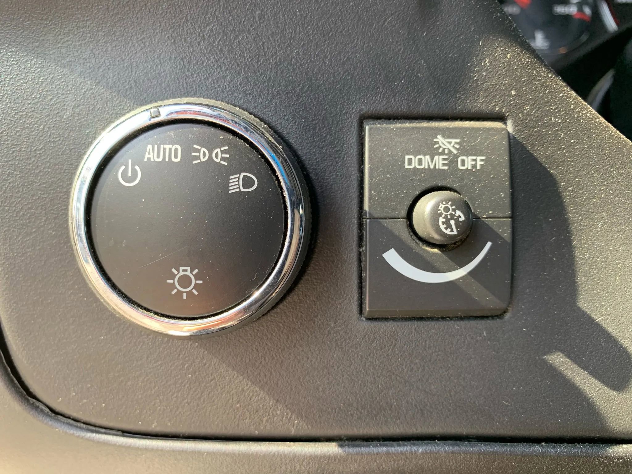 Used 2014 Chevrolet Express 4500 w/ Ambulance Package image 22