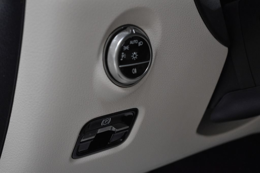 Certified 2025 Mercedes-Benz CLE 53 AMG 4MATIC Coupe image 19