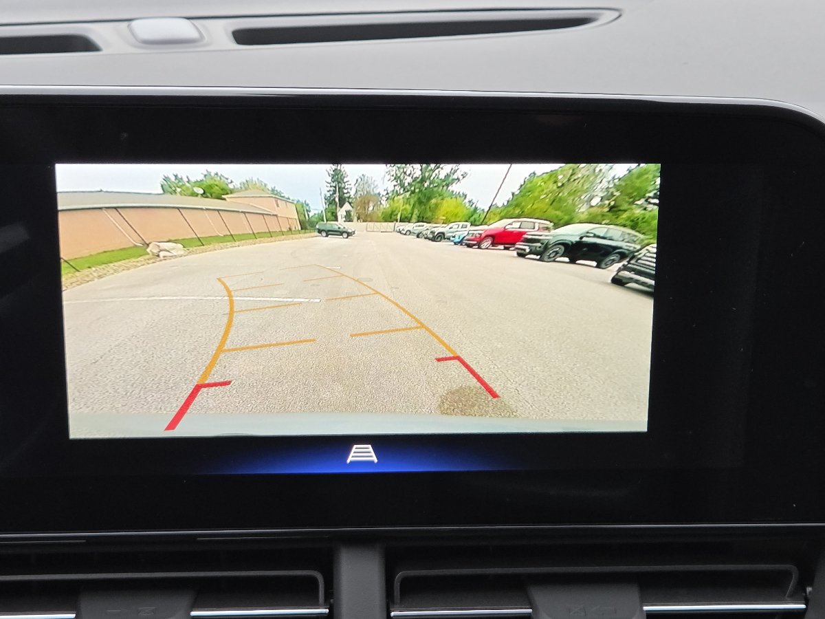 New 2026 Chevrolet Trax LT w/ Driver Confidence Package FWD image 8
