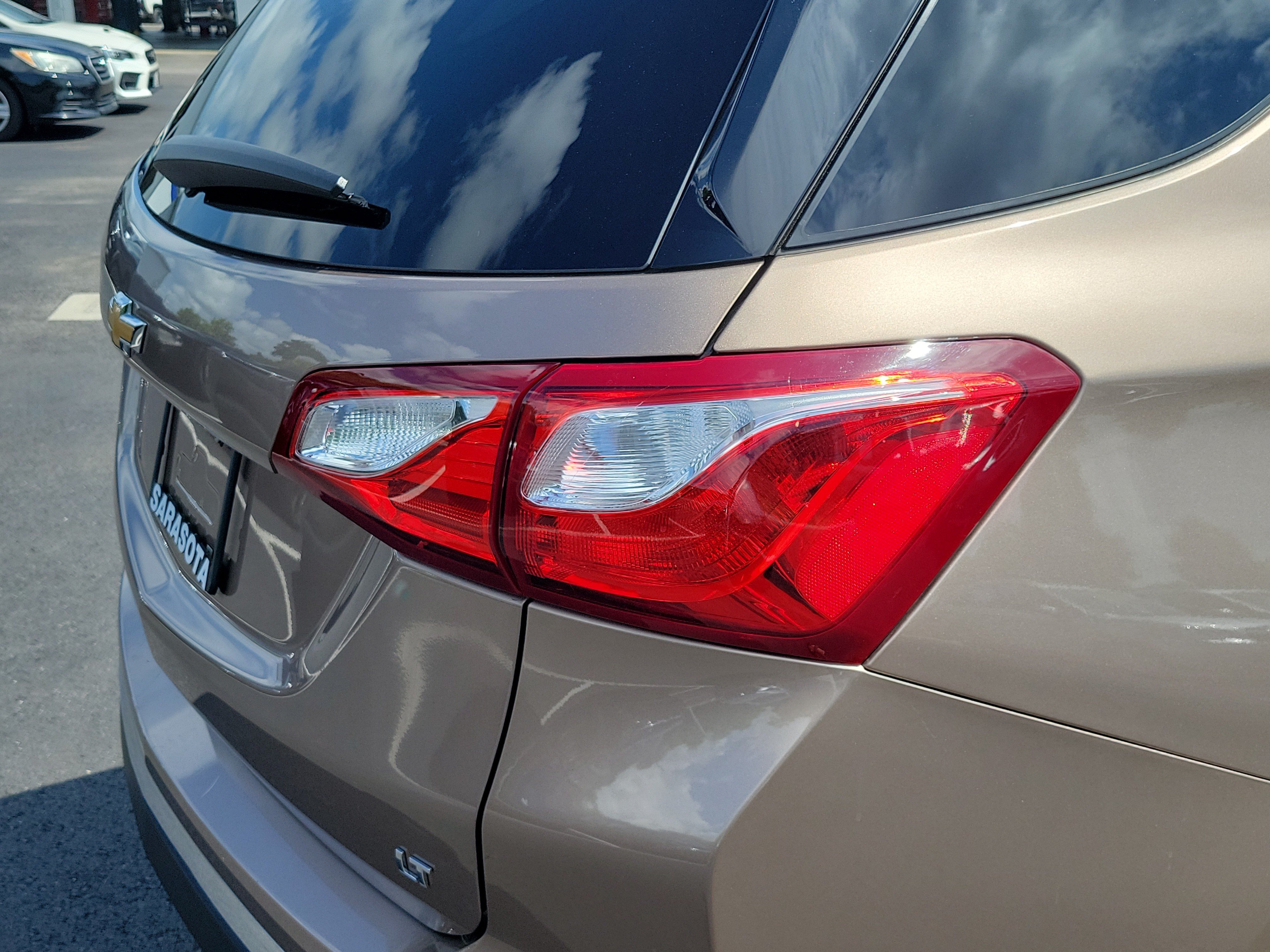Used 2018 Chevrolet Equinox LT FWD image 11