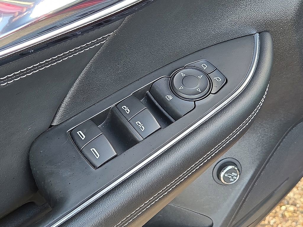 Used 2023 Buick Envision Preferred image 23