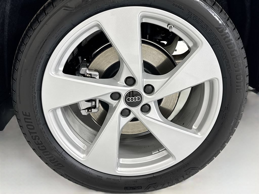 Used 2026 Audi Q5 Premium Plus w/ Premium Plus AWD/4WD image 30