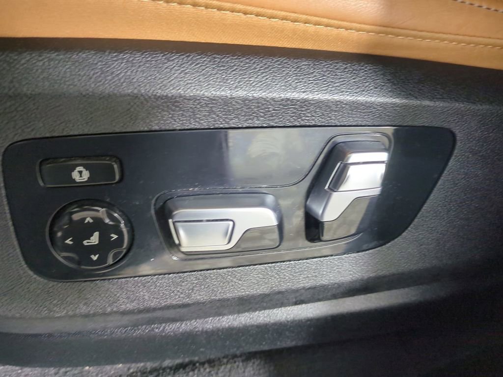 Used 2023 BMW X5 xDrive45e w/ Climate Comfort Package image 22