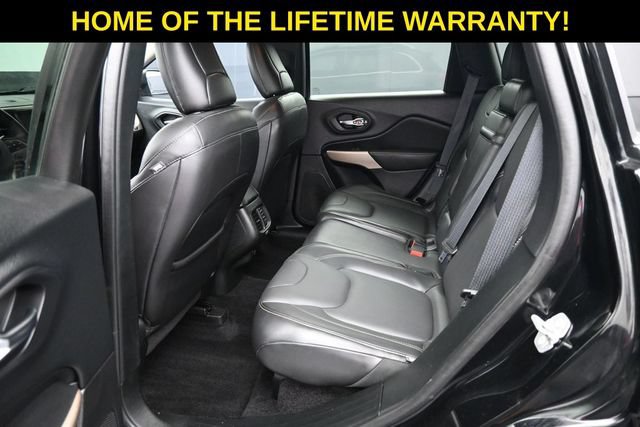 Used 2018 Jeep Cherokee Limited AWD/4WD image 41