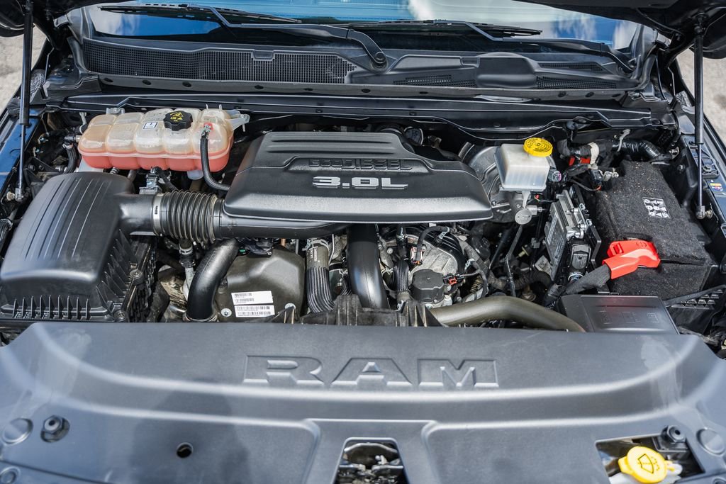 Certified 2022 RAM 1500 Limited w/ Night Edition AWD/4WD image 27