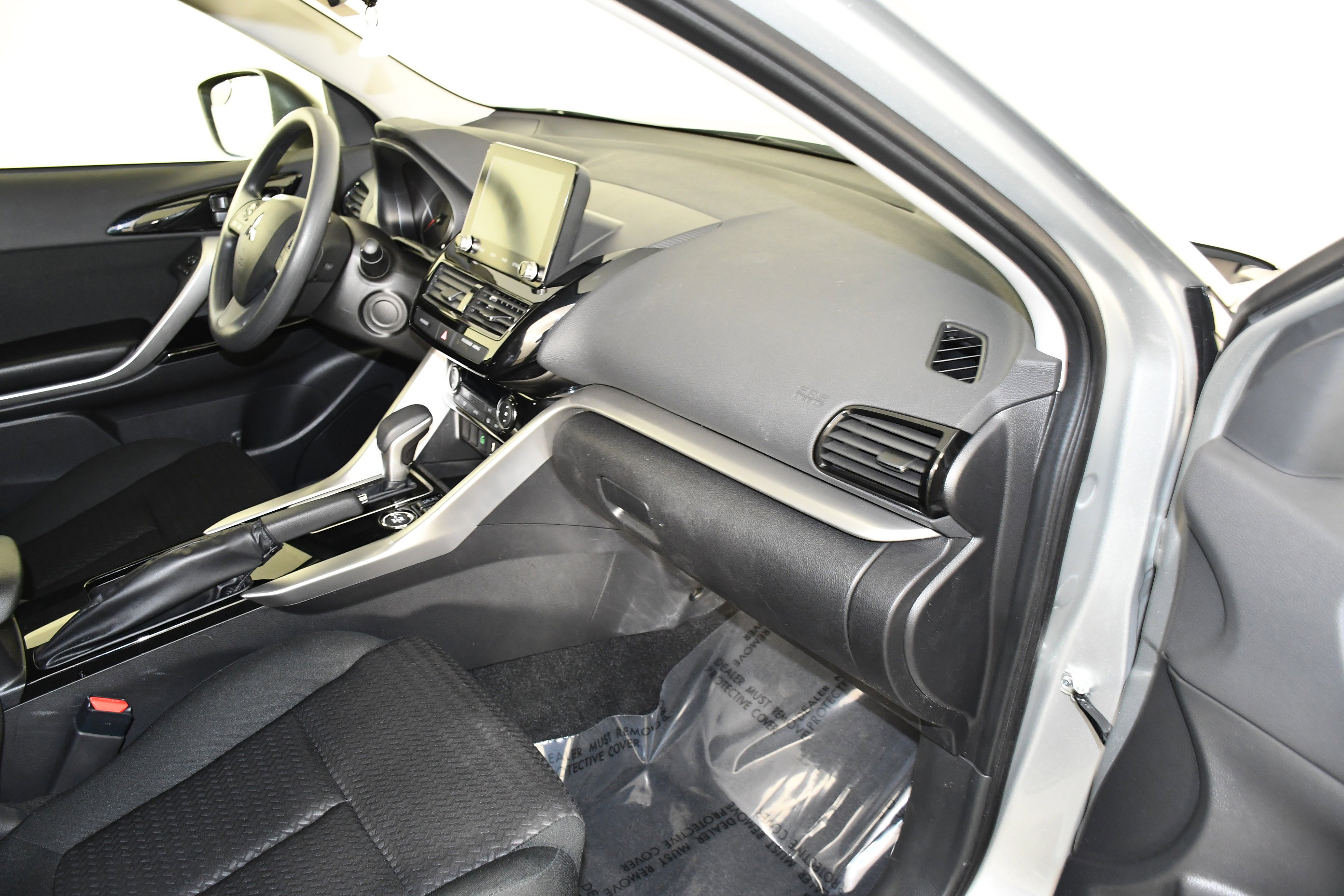 Used 2024 Mitsubishi Eclipse Cross LE AWD/4WD image 40