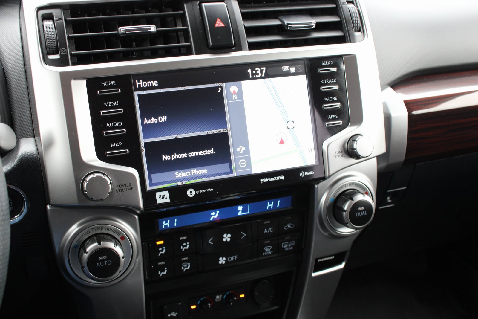 Used 2021 Toyota 4Runner Limited image 14