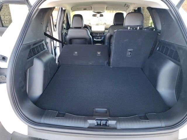 New 2025 Ford Escape SE image 29