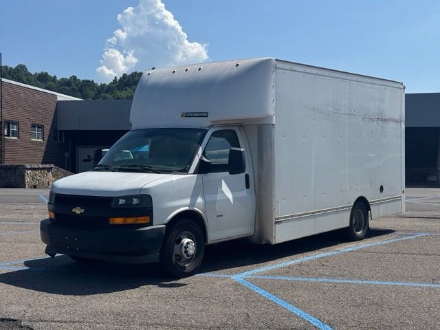 Used 2021 Chevrolet Express 3500 w/ Power Convenience Package RWD image 3