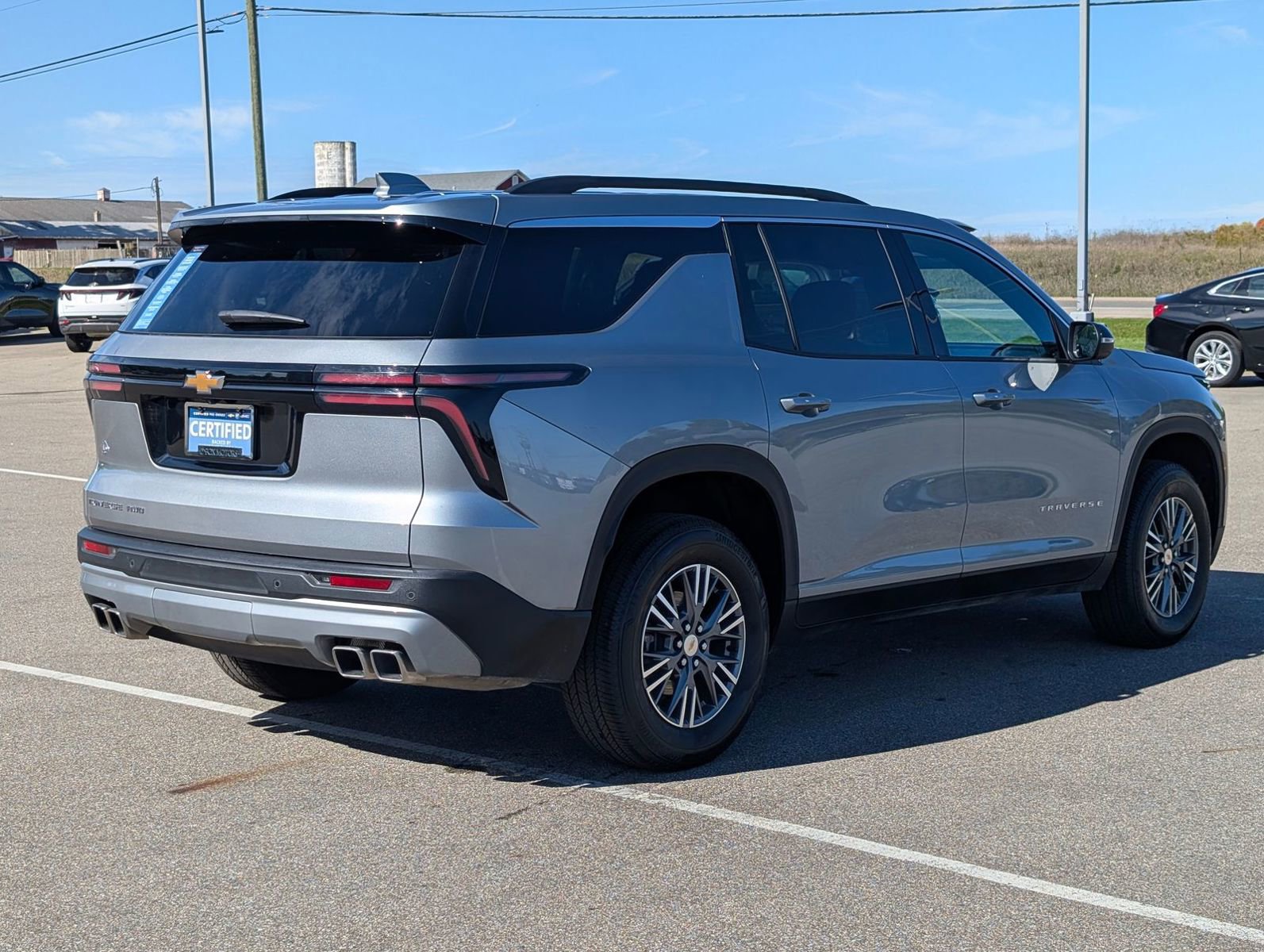 Certified 2025 Chevrolet Traverse LT image 4