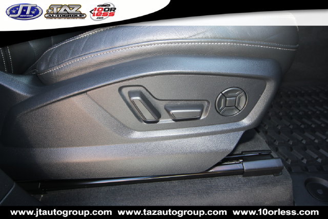 Used 2020 Audi Q8 Premium Plus AWD/4WD image 16