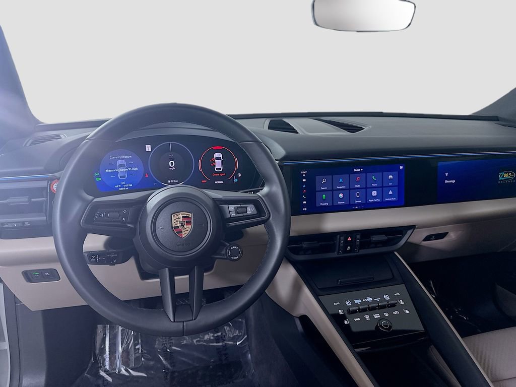 Certified 2025 Porsche Macan Electric image 25