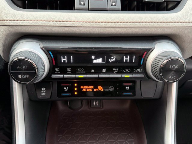 Used 2019 Toyota RAV4 Limited w/ Cold Weather Package AWD/4WD image 20