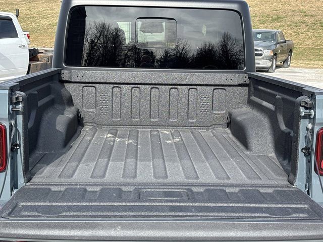 New 2026 Jeep Gladiator Willys image 5