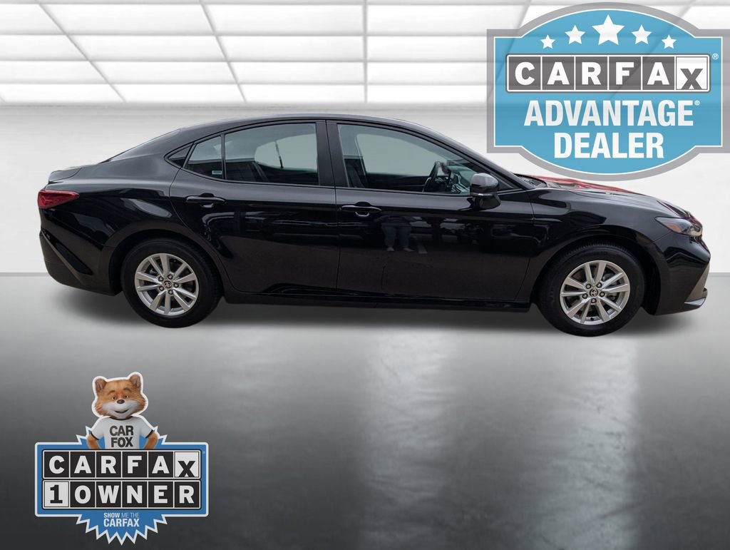 Used 2025 Toyota Camry LE FWD image 27