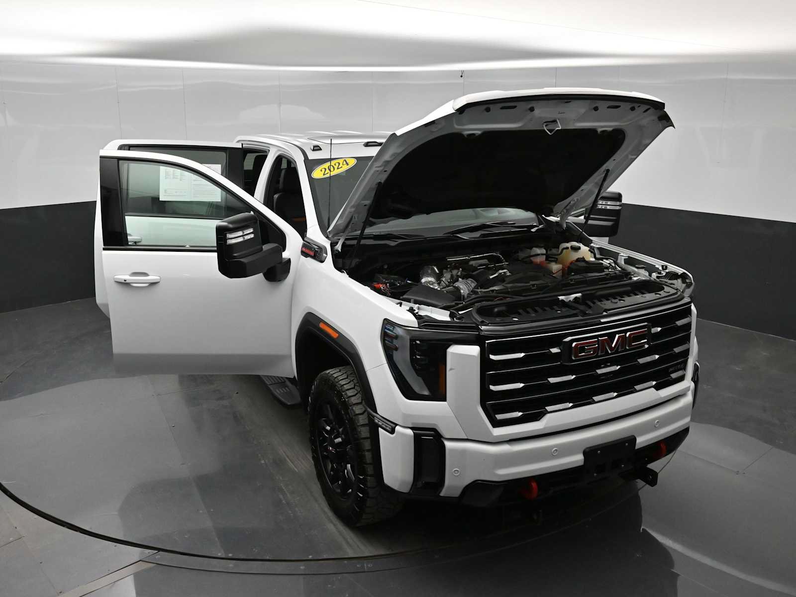 Used 2024 GMC Sierra 2500 AT4 w/ AT4 Premium Plus Package AWD/4WD image 44