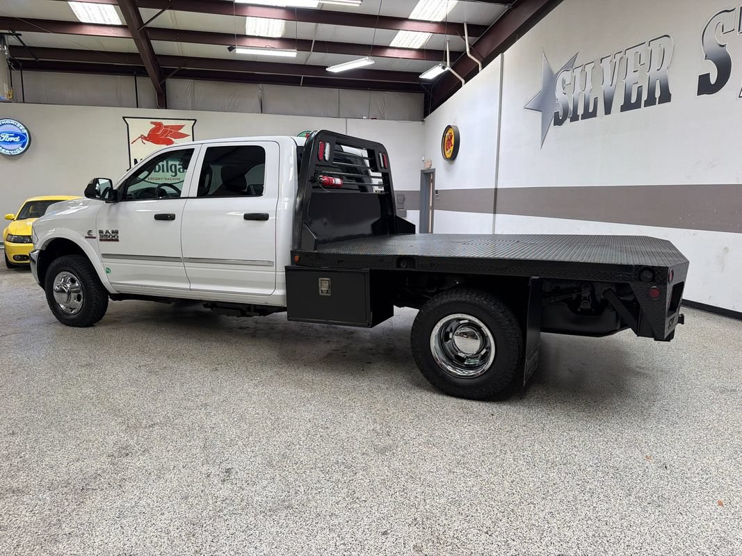 Used 2014 RAM 3500 Tradesman w/ Chrome Appearance Group AWD/4WD image 4