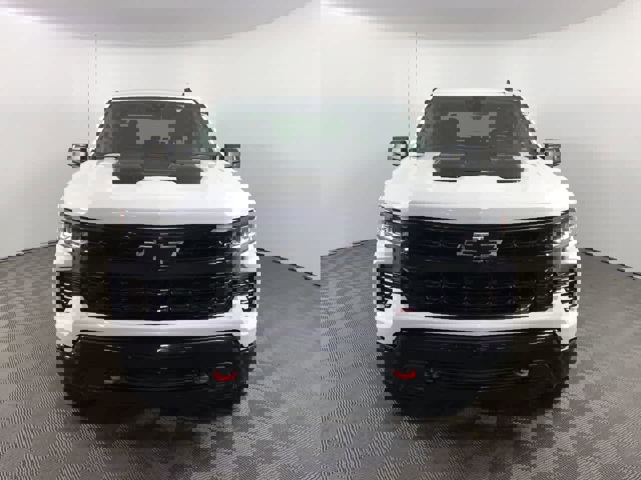 Used 2023 Chevrolet Silverado 1500 LT Trail Boss w/ Protection Package image 3