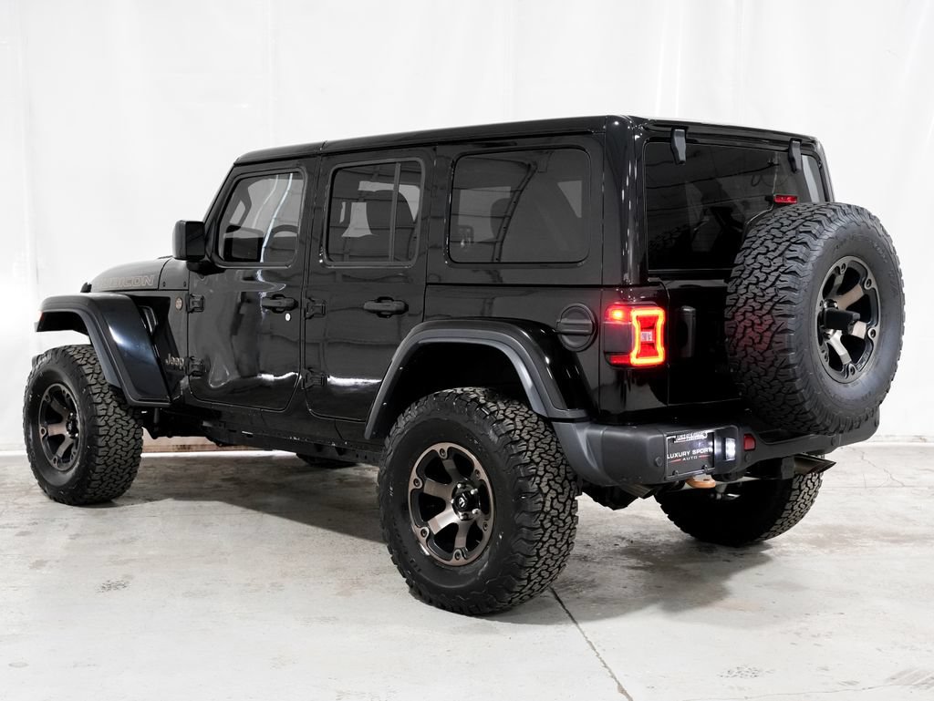 Used 2022 Jeep Wrangler Unlimited Rubicon w/ Xtreme Recon 35" Tire Package AWD/4WD image 3
