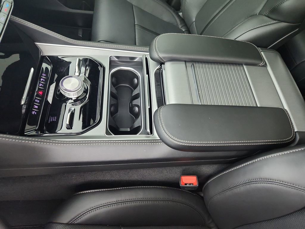 New 2026 Jeep Grand Wagoneer L Limited AWD/4WD image 30