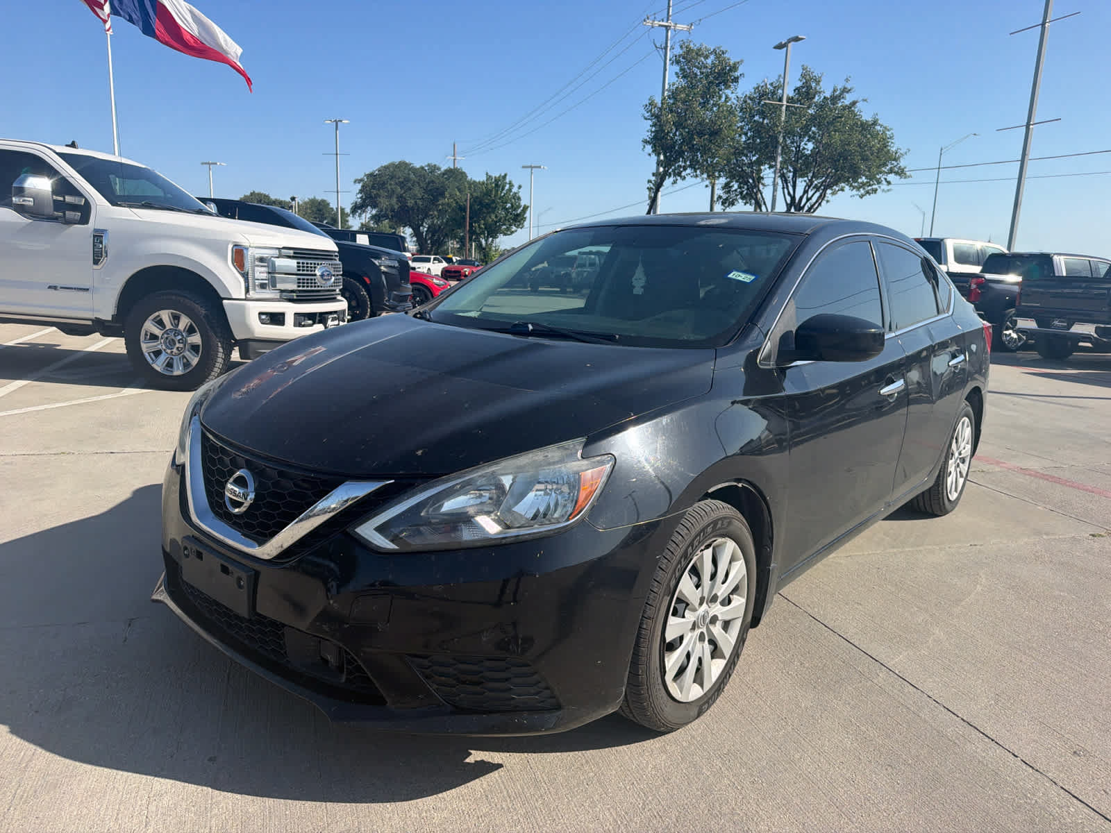 Used 2018 Nissan Sentra S FWD image 3