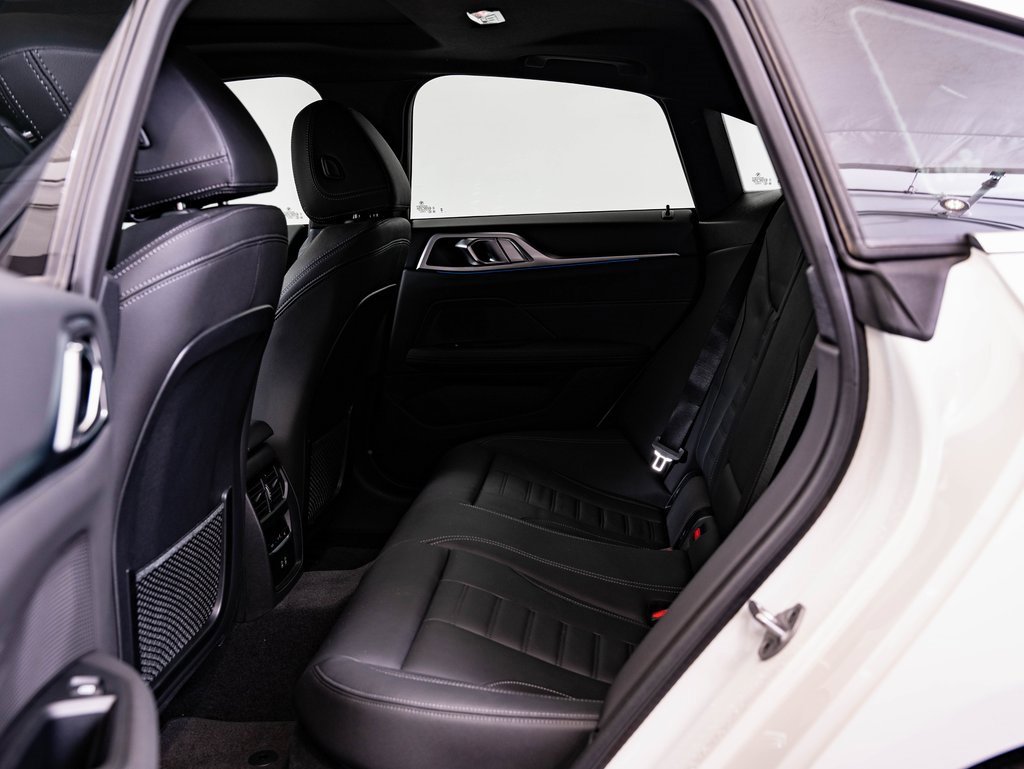 Used 2023 BMW i4 eDrive40 w/ Premium Package image 43