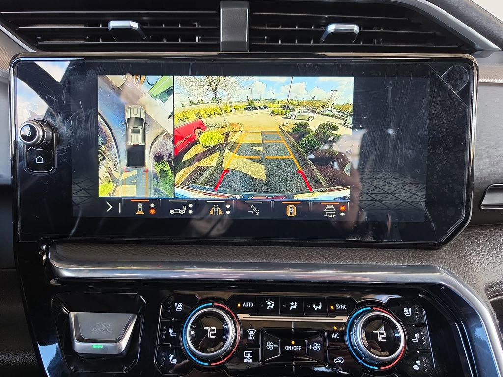 Certified 2025 GMC Sierra 3500 Denali w/ Denali Reserve Package image 16