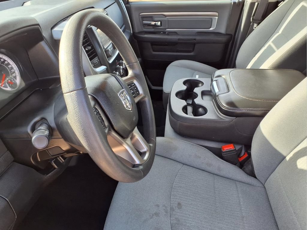 Used 2024 RAM 1500 Classic SLT AWD/4WD image 16