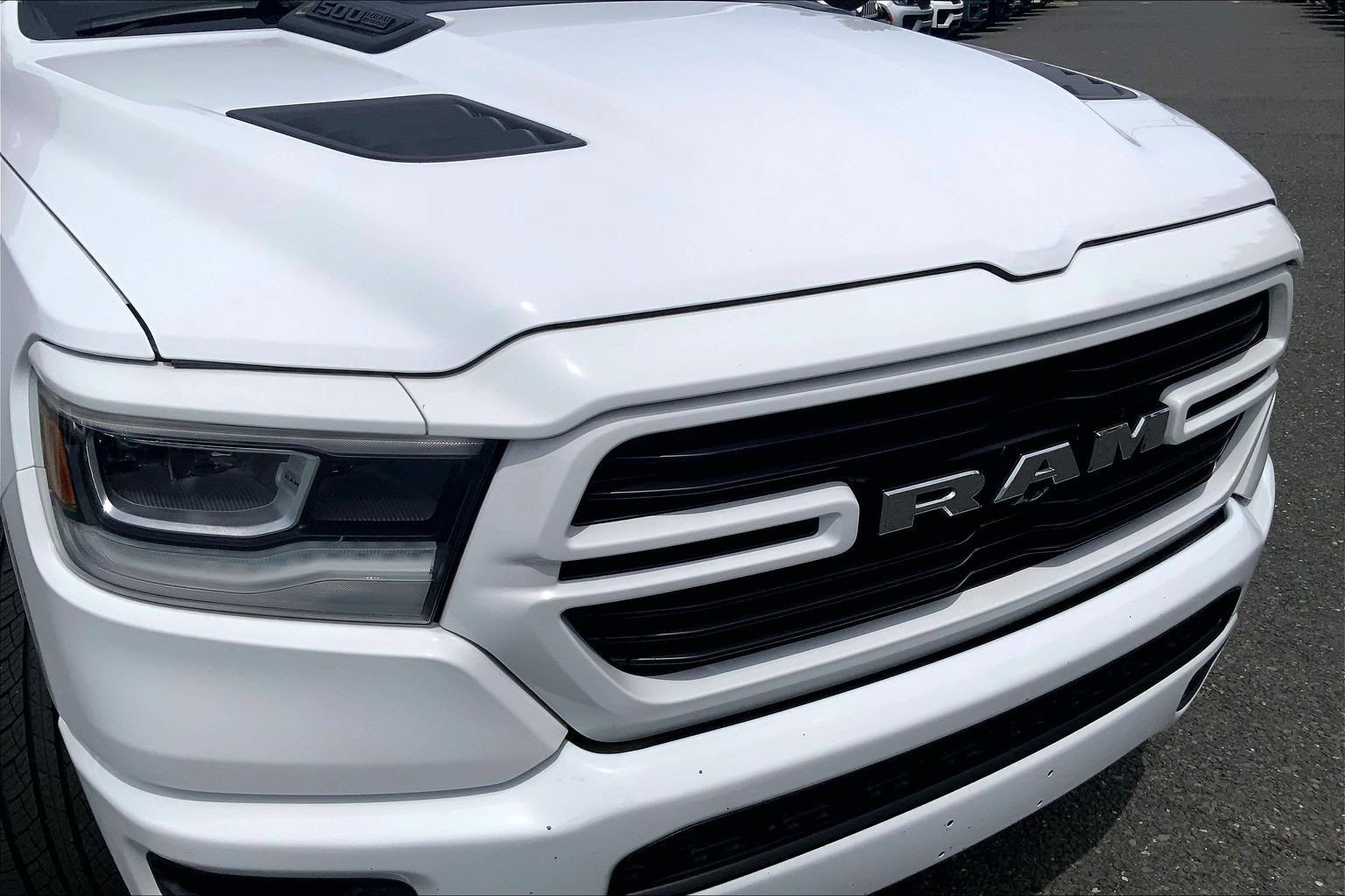 Used 2024 RAM 1500 Laramie AWD/4WD image 24