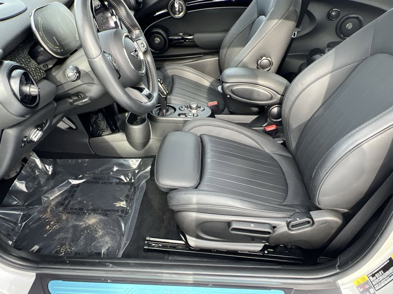 Used 2022 MINI Cooper SE image 10