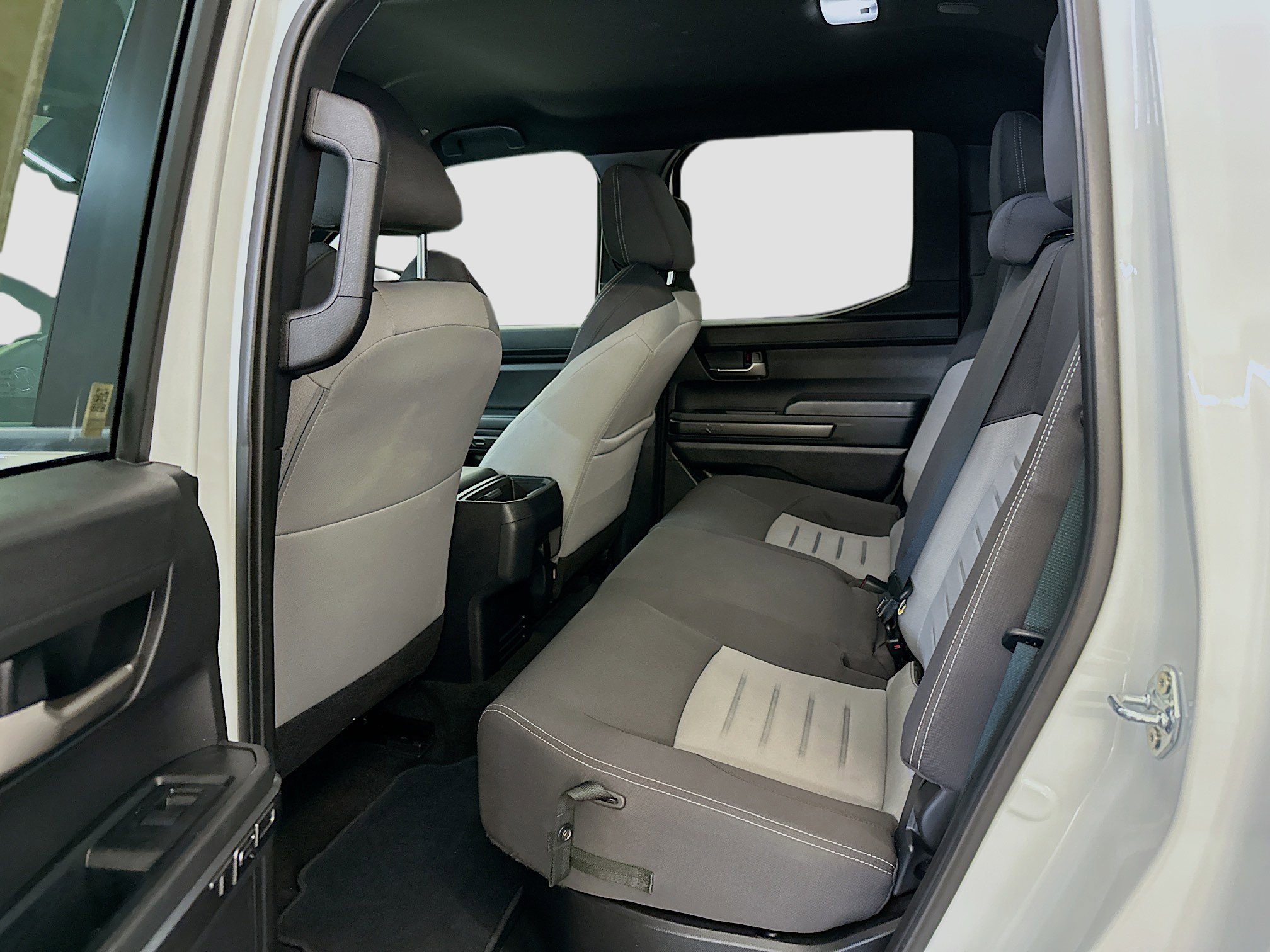 Used 2025 Toyota Tacoma TRD Off-Road image 29