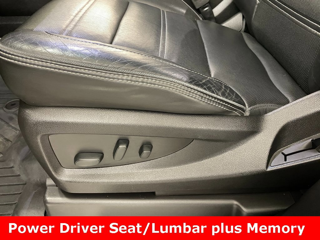 Used 2018 GMC Yukon Denali image 13