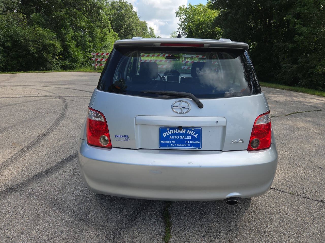 Used 2006 Scion xA FWD image 4