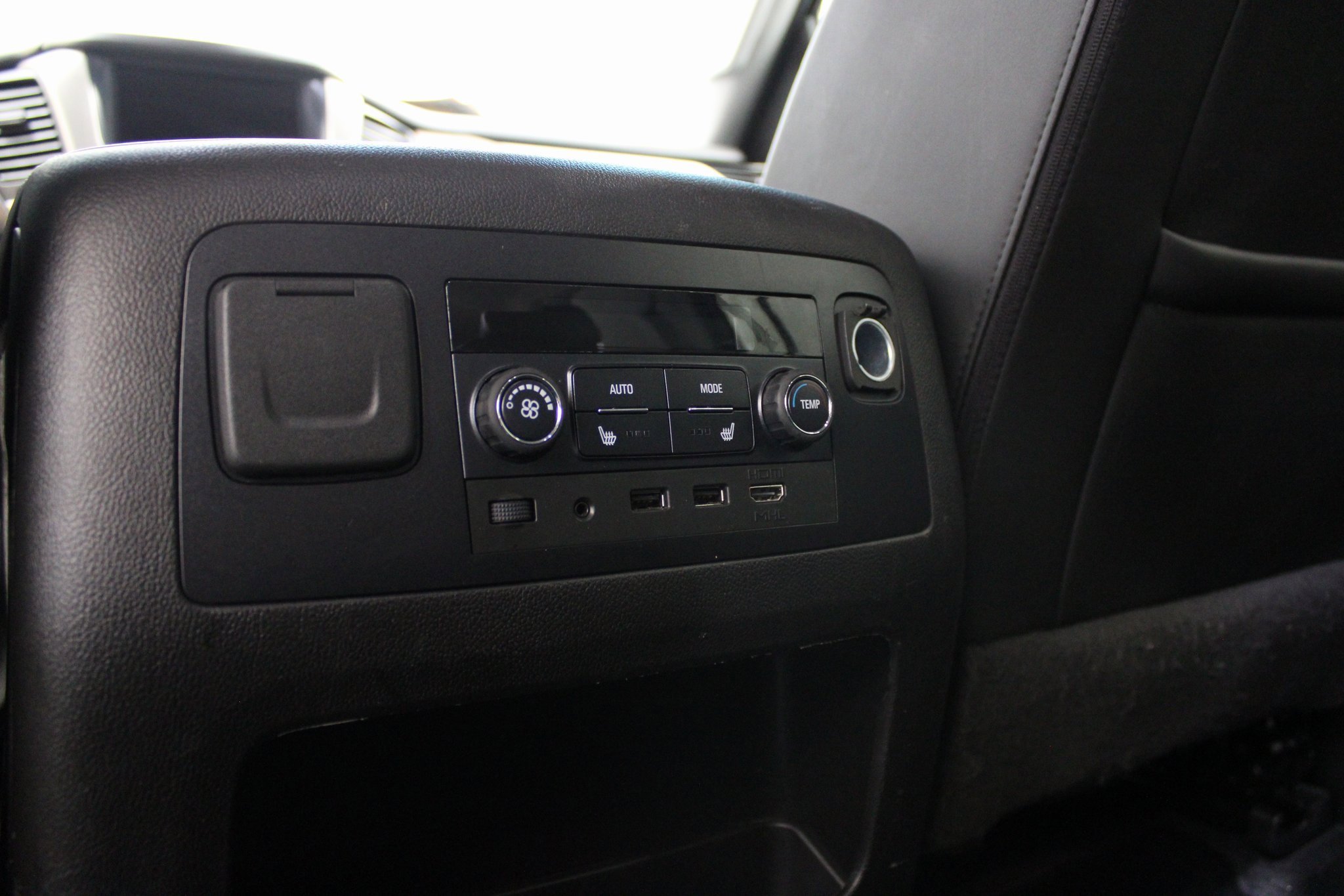 Used 2019 GMC Yukon Denali image 20