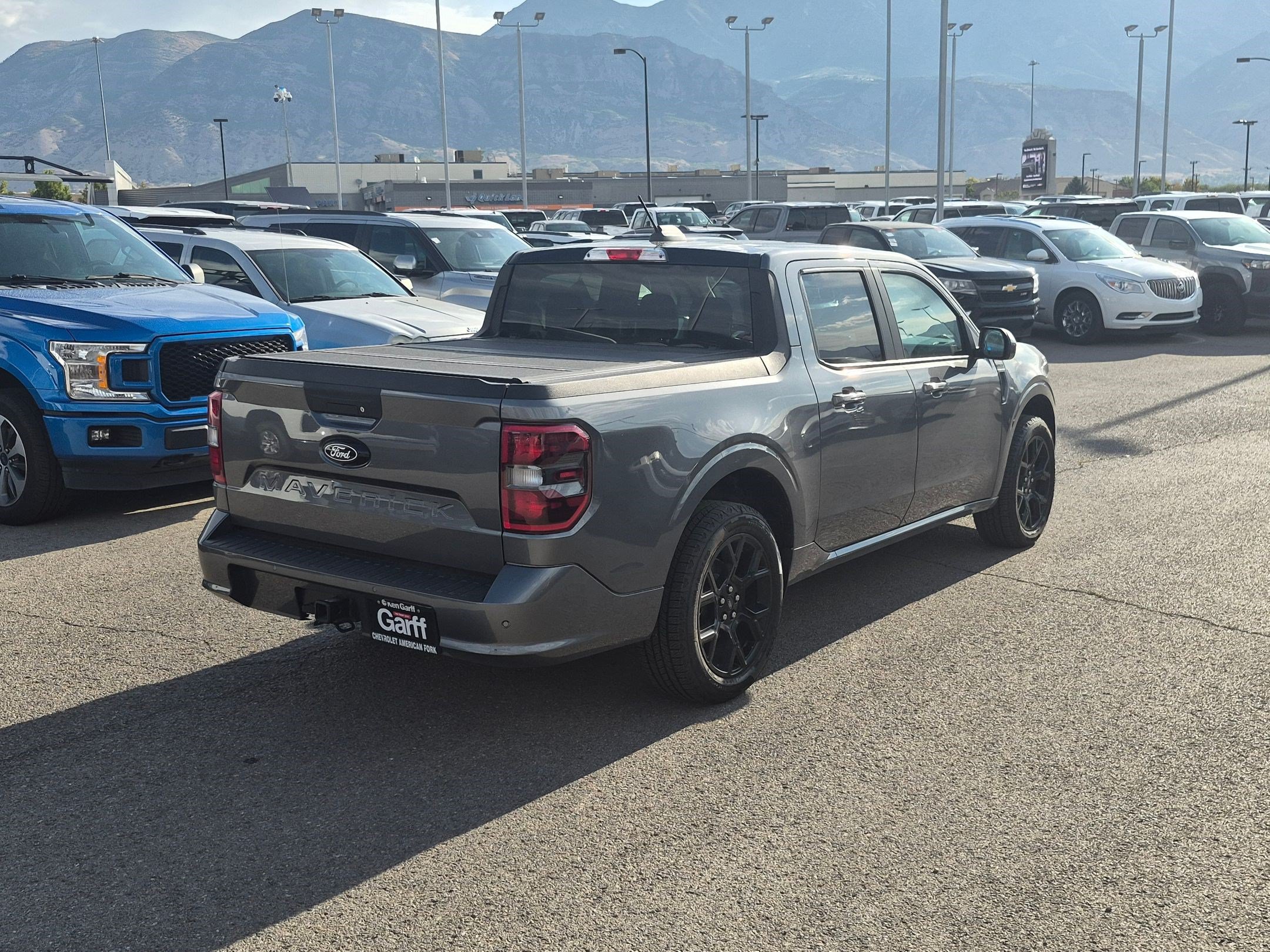 Used 2025 Ford Maverick Lobo AWD/4WD image 3
