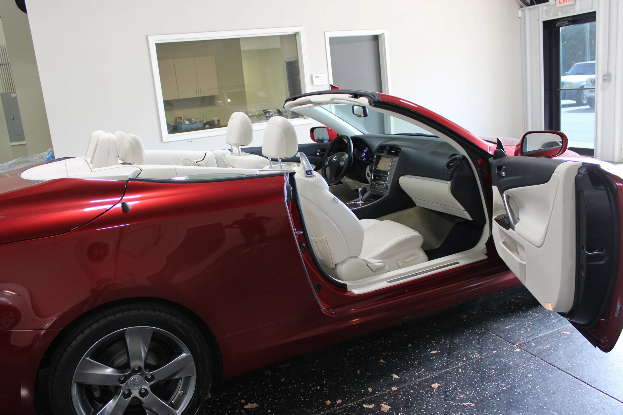 Used 2011 Lexus IS 350C RWD image 44