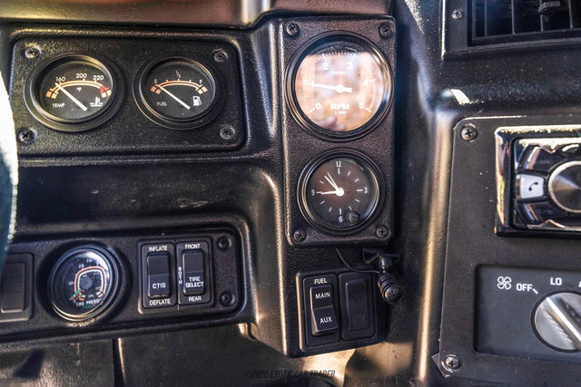 Used 1996 HUMMER H1 4-Door Open Top image 34