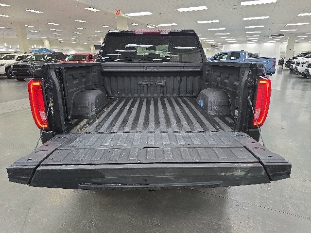 Used 2023 GMC Sierra 1500 AT4 AWD/4WD image 9