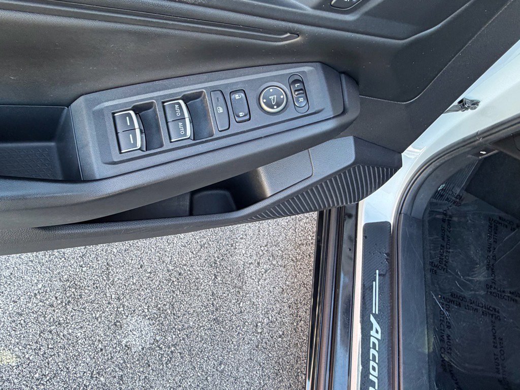 Used 2023 Honda Accord EX-L image 14