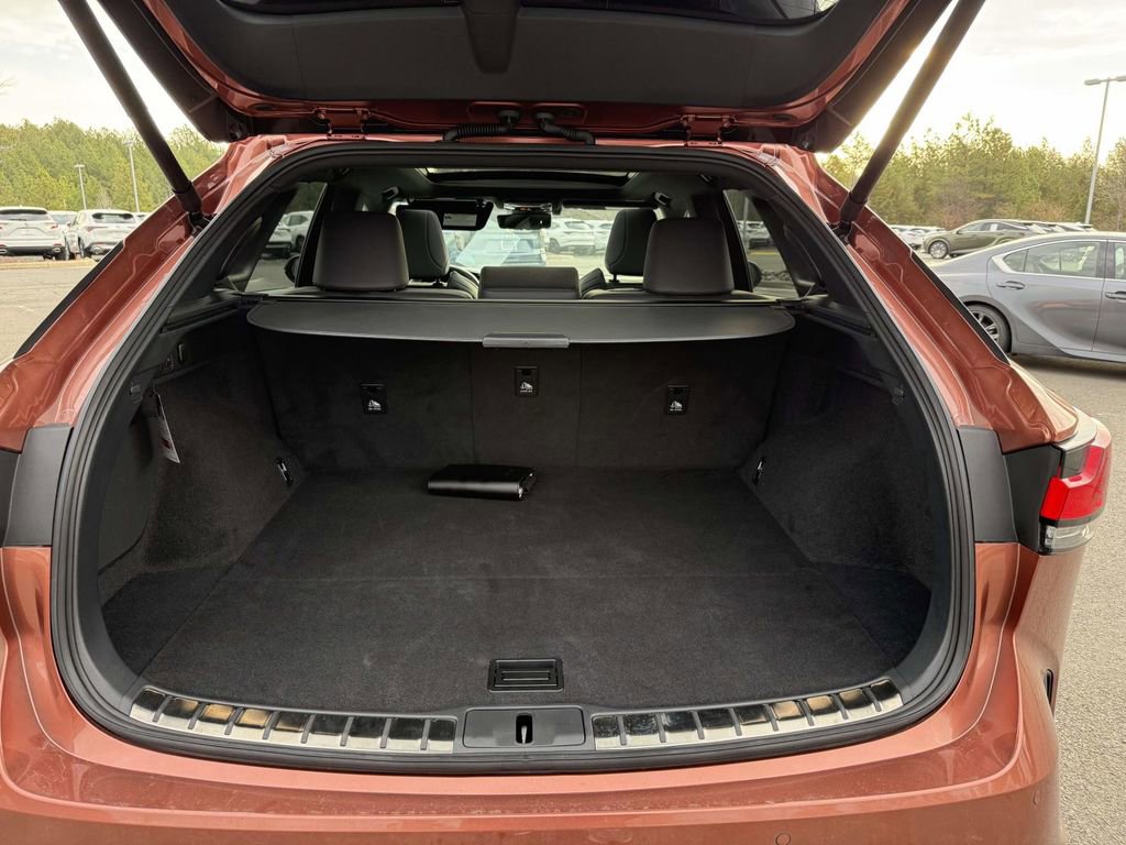 Used 2024 Lexus RX 500h F Sport image 28