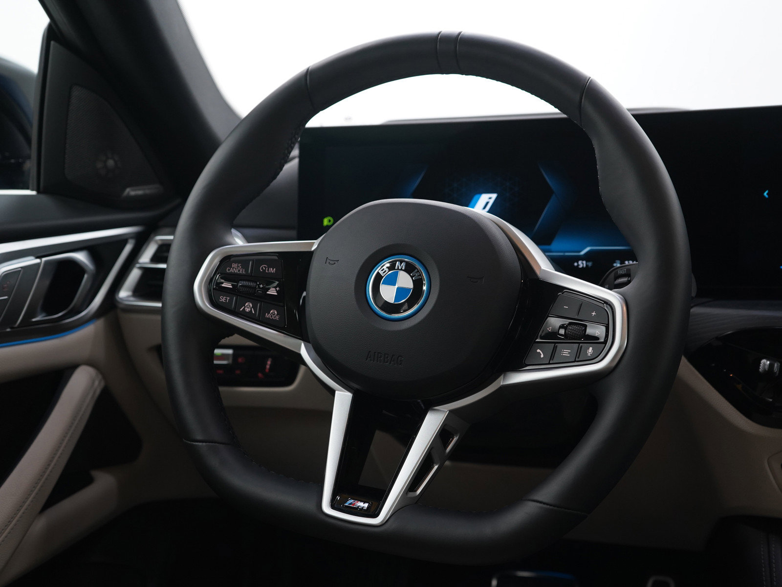 Used 2025 BMW i4 xDrive40i w/ M Sport Package AWD/4WD image 15