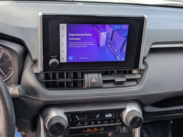 Used 2024 Toyota RAV4 LE image 17