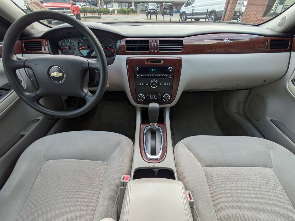 Used 2010 Chevrolet Impala LS image 14