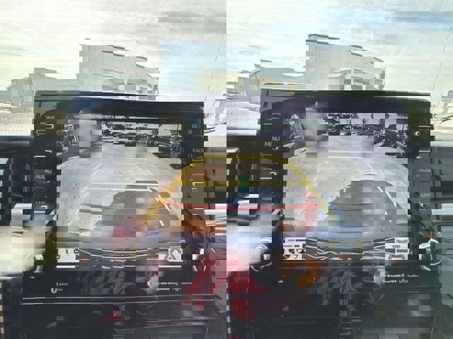 Used 2021 Toyota Camry XSE image 17