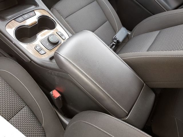 Certified 2023 GMC Acadia SLE w/ Driver Convenience Package image 24